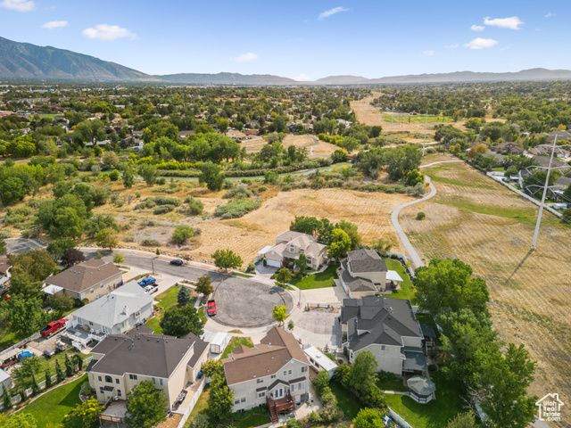 889 W ROCKHILL POINT CV, Taylorsville, UT 84123