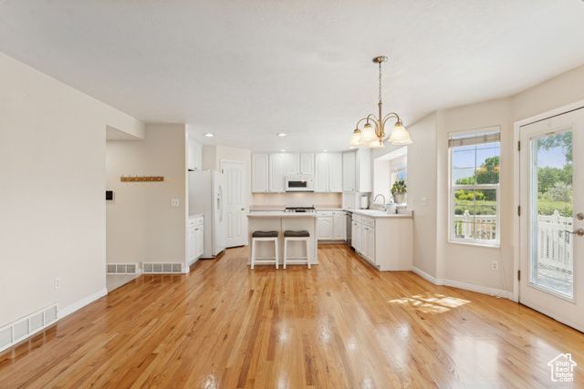 889 W ROCKHILL POINT CV, Taylorsville, UT 84123