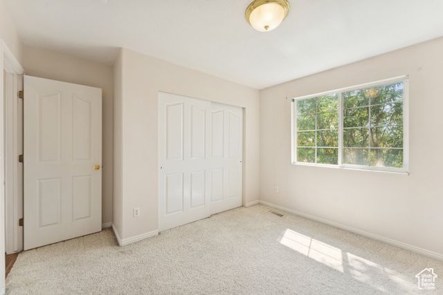 889 W ROCKHILL POINT CV, Taylorsville, UT 84123