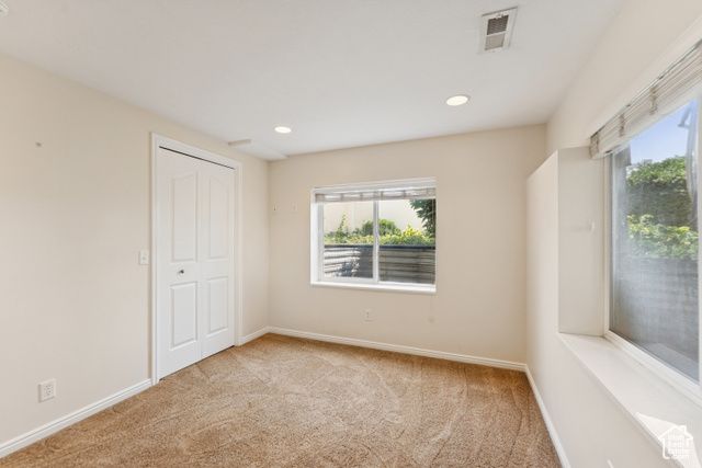 889 W ROCKHILL POINT CV, Taylorsville, UT 84123