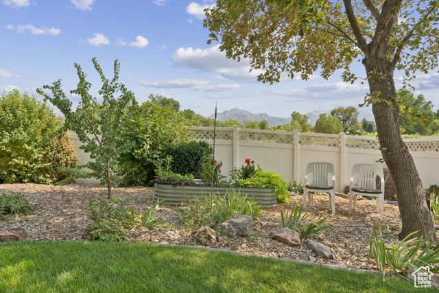 889 W ROCKHILL POINT CV, Taylorsville, UT 84123