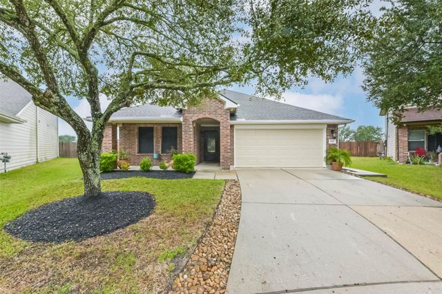 2102 Pickwick Pines Dr Court, Humble, TX 77396