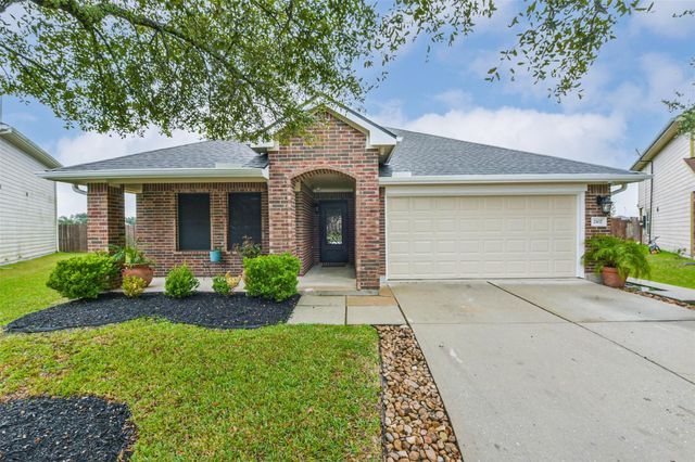 2102 Pickwick Pines Dr Court, Humble, TX 77396