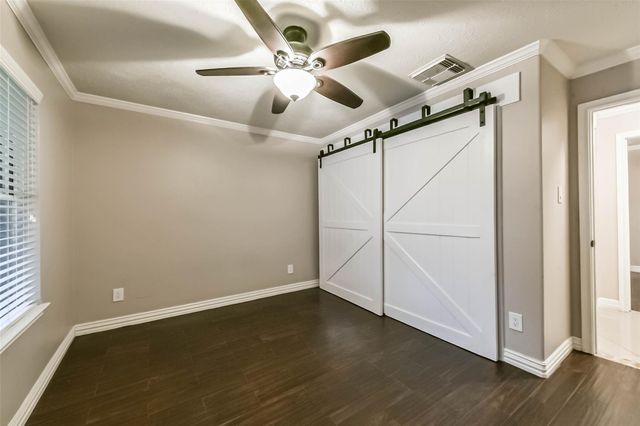 2102 Pickwick Pines Dr Court, Humble, TX 77396