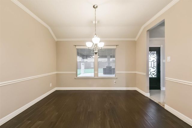 2102 Pickwick Pines Dr Court, Humble, TX 77396