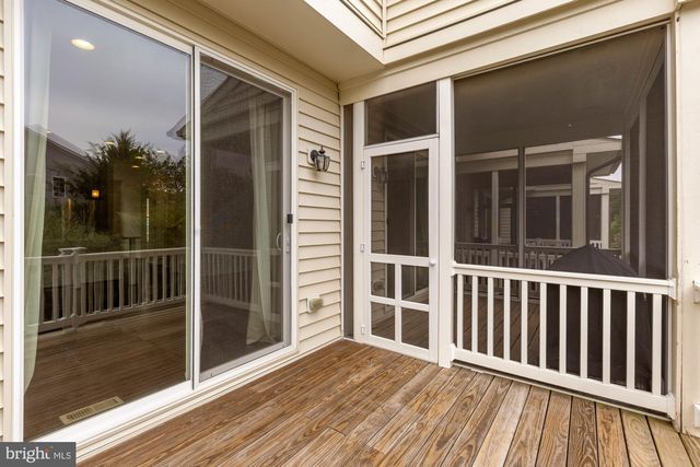 8141 HONEY BEE WAY, Manassas, VA 20111