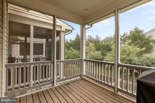 8141 HONEY BEE WAY, Manassas, VA 20111