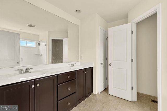 8141 HONEY BEE WAY, Manassas, VA 20111