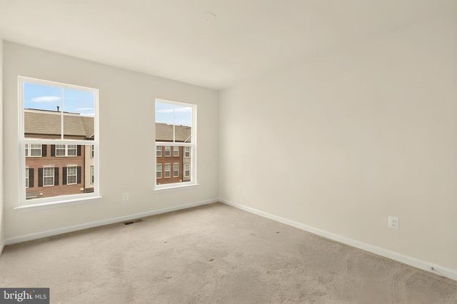 8141 HONEY BEE WAY, Manassas, VA 20111