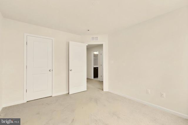 8141 HONEY BEE WAY, Manassas, VA 20111