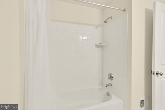 8141 HONEY BEE WAY, Manassas, VA 20111