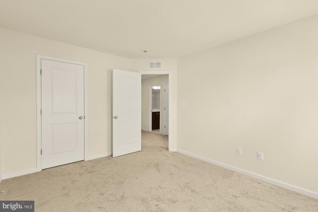 8141 HONEY BEE WAY, Manassas, VA 20111