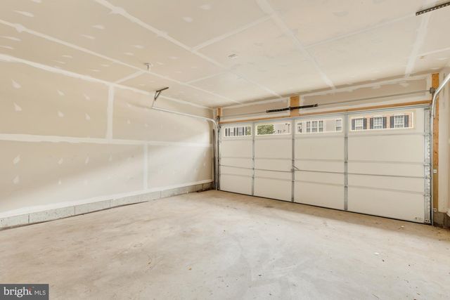 8141 HONEY BEE WAY, Manassas, VA 20111
