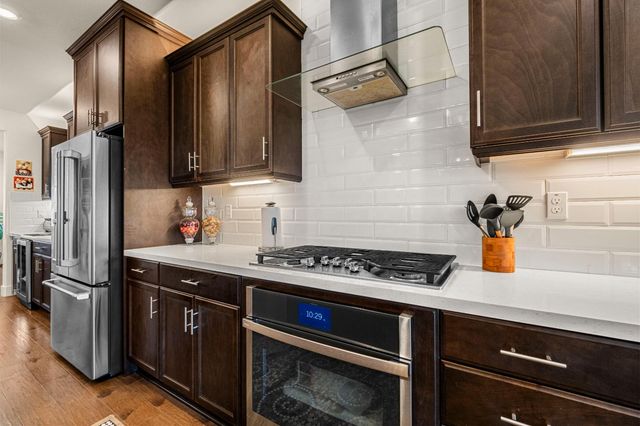 1721 Olive Heights Ct, Folsom, CA 95630