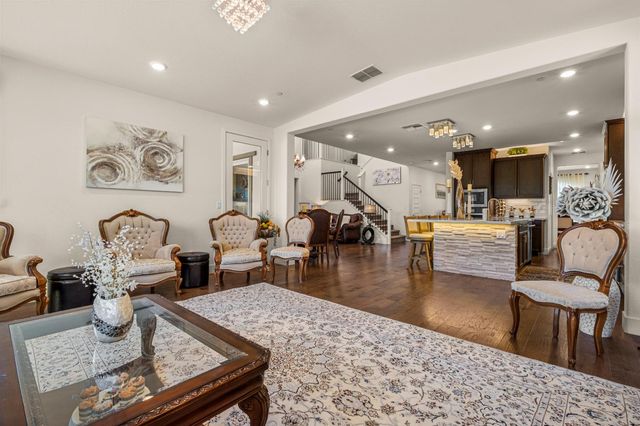 1721 Olive Heights Ct, Folsom, CA 95630