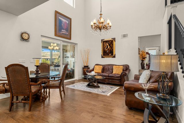 1721 Olive Heights Ct, Folsom, CA 95630