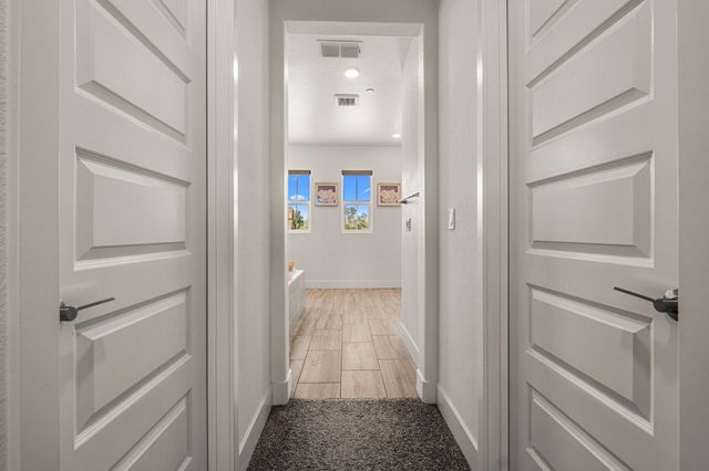 1721 Olive Heights Ct, Folsom, CA 95630