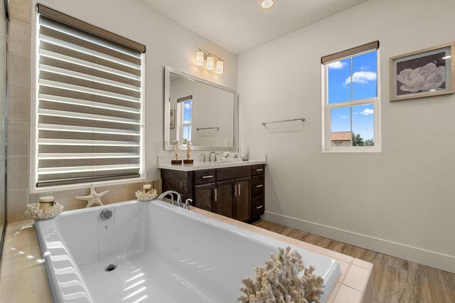 1721 Olive Heights Ct, Folsom, CA 95630