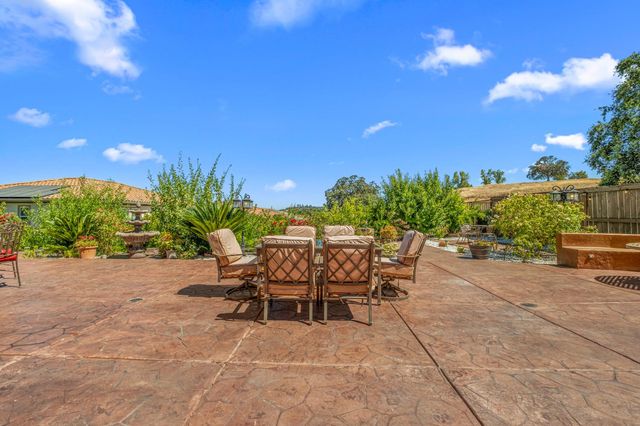 1721 Olive Heights Ct, Folsom, CA 95630