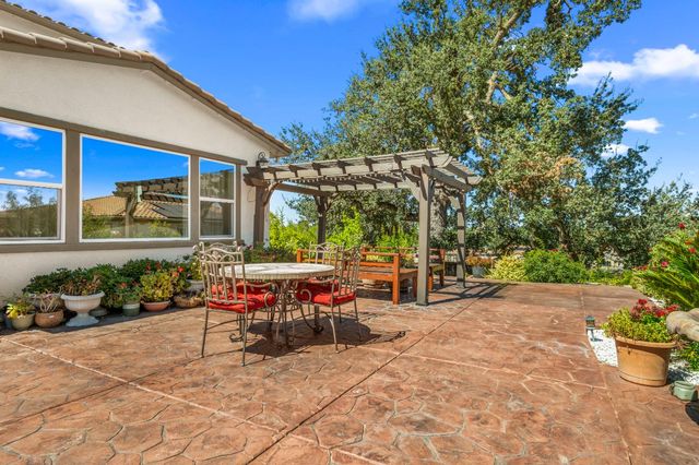 1721 Olive Heights Ct, Folsom, CA 95630