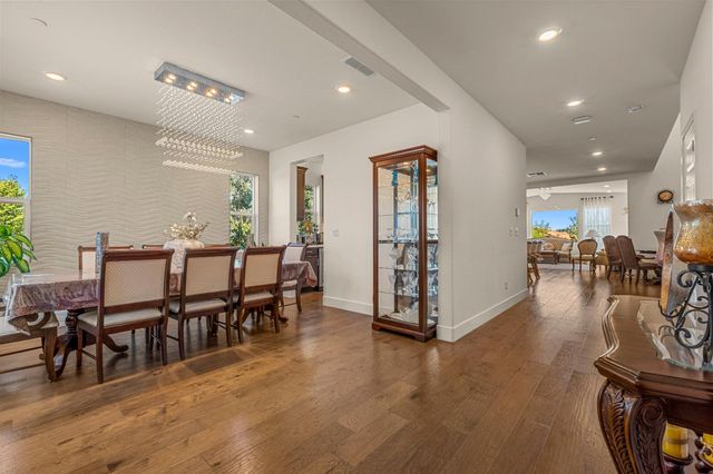 1721 Olive Heights Ct, Folsom, CA 95630