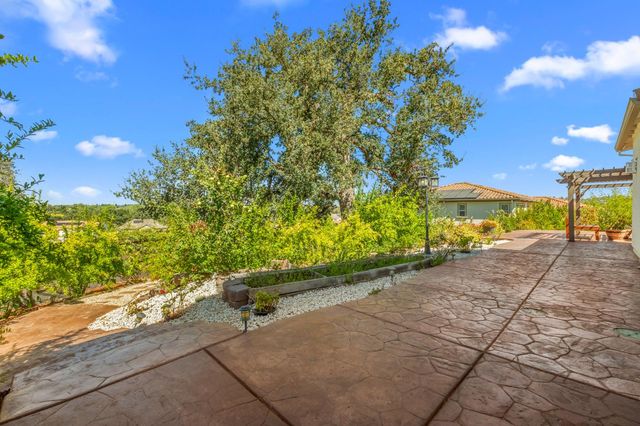 1721 Olive Heights Ct, Folsom, CA 95630