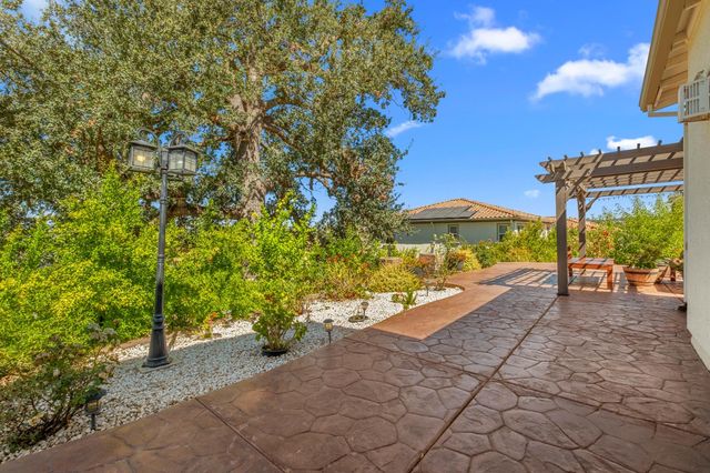 1721 Olive Heights Ct, Folsom, CA 95630