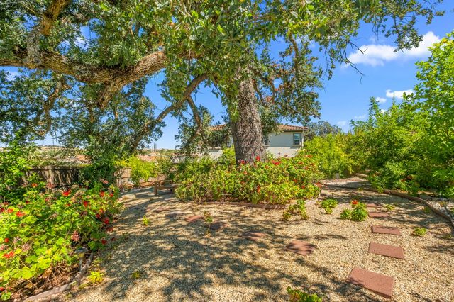 1721 Olive Heights Ct, Folsom, CA 95630