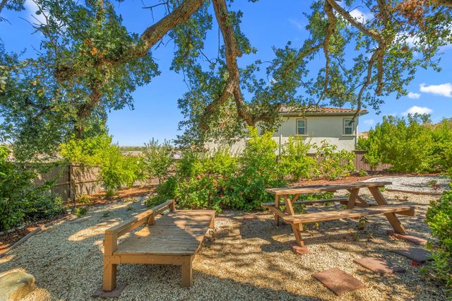 1721 Olive Heights Ct, Folsom, CA 95630
