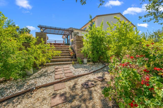 1721 Olive Heights Ct, Folsom, CA 95630
