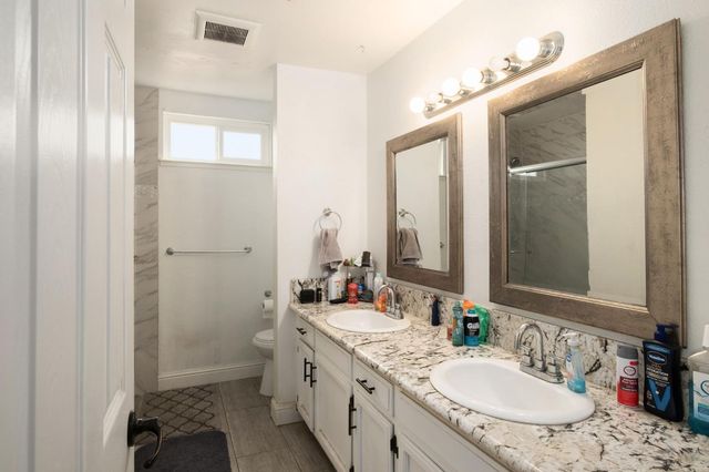 93 N Osmun Avenue, Clovis, CA 93612