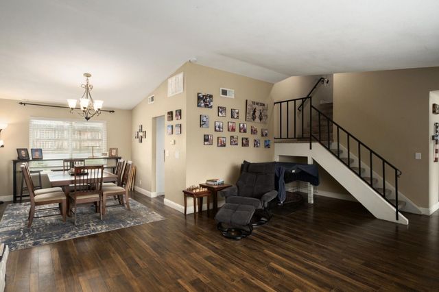 93 N Osmun Avenue, Clovis, CA 93612