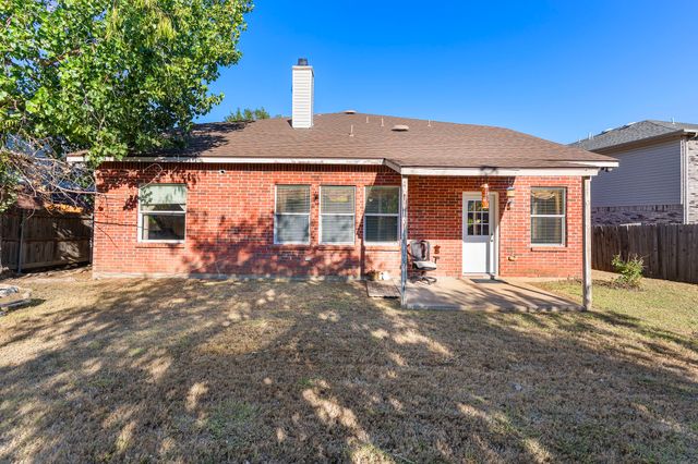6308 St James Place, Denton, TX 76210