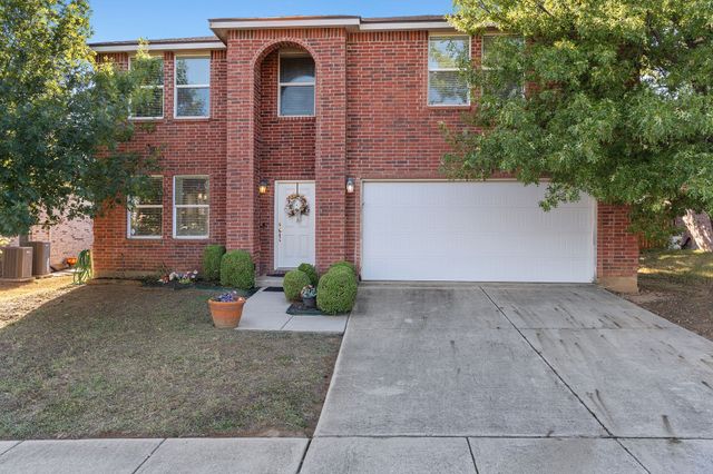 6308 St James Place, Denton, TX 76210