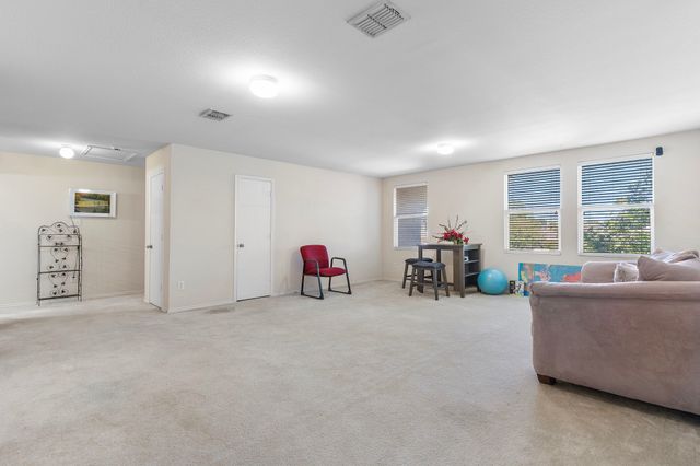 6308 St James Place, Denton, TX 76210