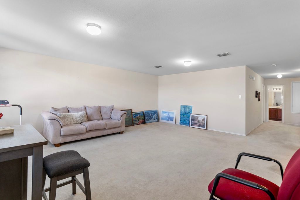 6308 St James Place, Denton, TX 76210 — photo 4