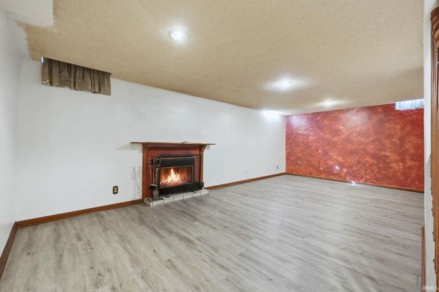 2521 Bolton Drive, Fort Wayne, IN 46805