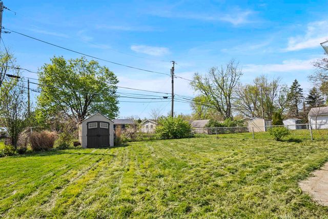 2521 Bolton Drive, Fort Wayne, IN 46805
