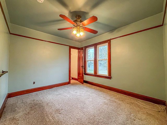 16450 W Coffee ROAD, New Berlin, WI 53151