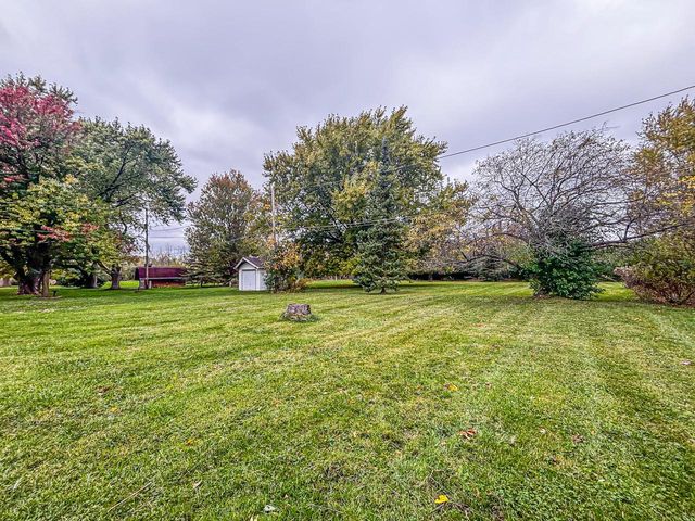 16450 W Coffee ROAD, New Berlin, WI 53151