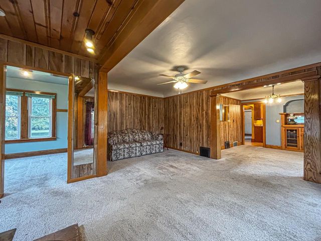 16450 W Coffee ROAD, New Berlin, WI 53151