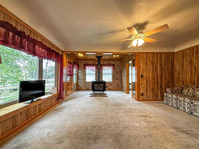 16450 W Coffee ROAD, New Berlin, WI 53151