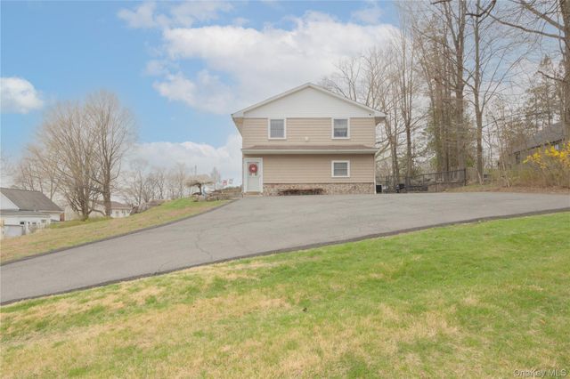 2 Emily Lane, Stony Point, NY 10980