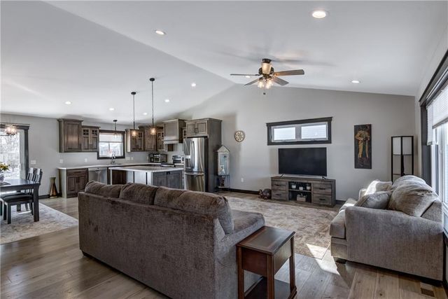 4947 Woodlands Drive, Eau Claire, WI 54703