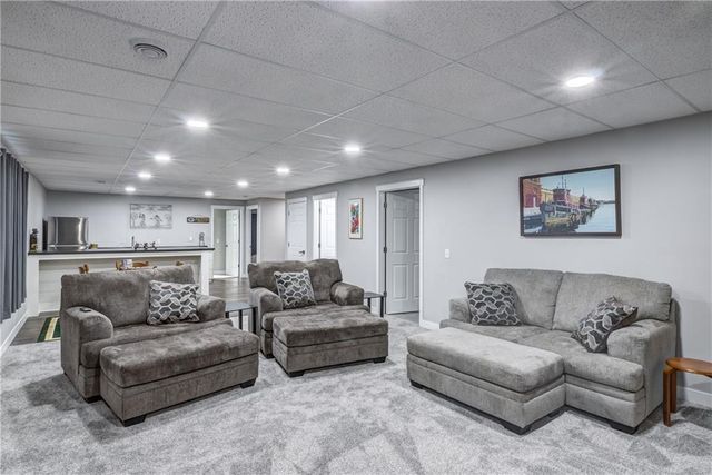 4947 Woodlands Drive, Eau Claire, WI 54703