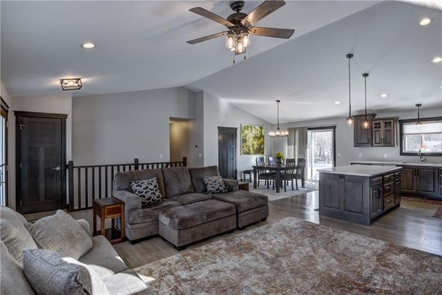 4947 Woodlands Drive, Eau Claire, WI 54703