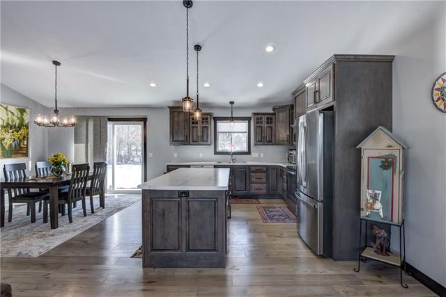 4947 Woodlands Drive, Eau Claire, WI 54703