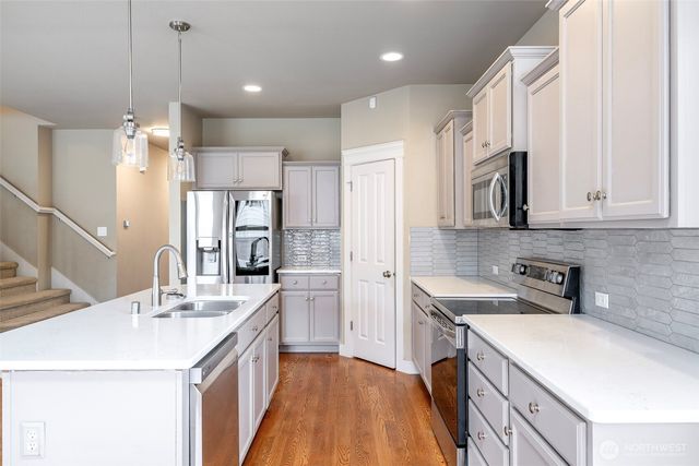 4442 Logan Drive NE, Lacey, WA 98516