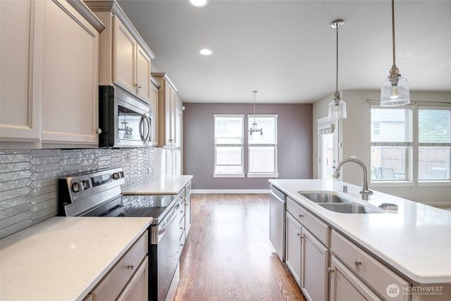 4442 Logan Drive NE, Lacey, WA 98516