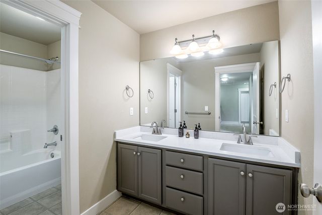 4442 Logan Drive NE, Lacey, WA 98516